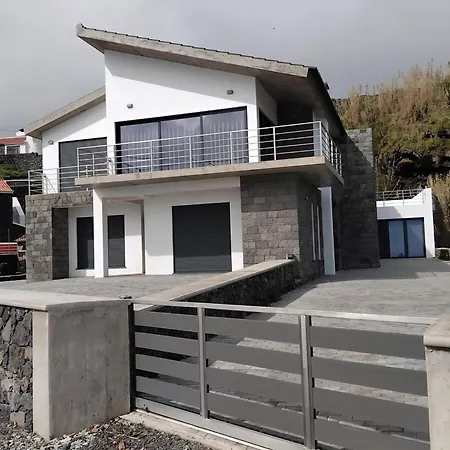 Apartment Mit Meerblick 1 *